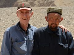 04 Jerome Ryan And Yilik Headman On The Way To K2 China Trek